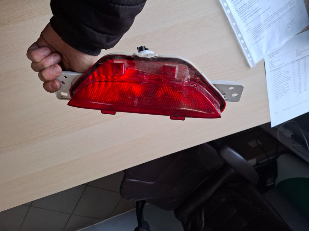 ФАРА ТУМАННА ЗАД TOYOTA CH-R 81480-F4010-00 