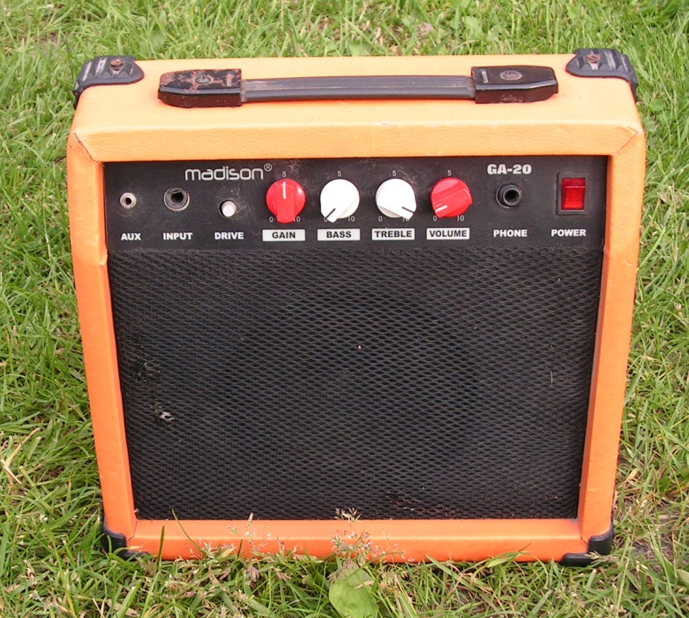 wzmacniacz do gitary Piecyk gitarowy MADISON GA2 Świdnik Licytacja