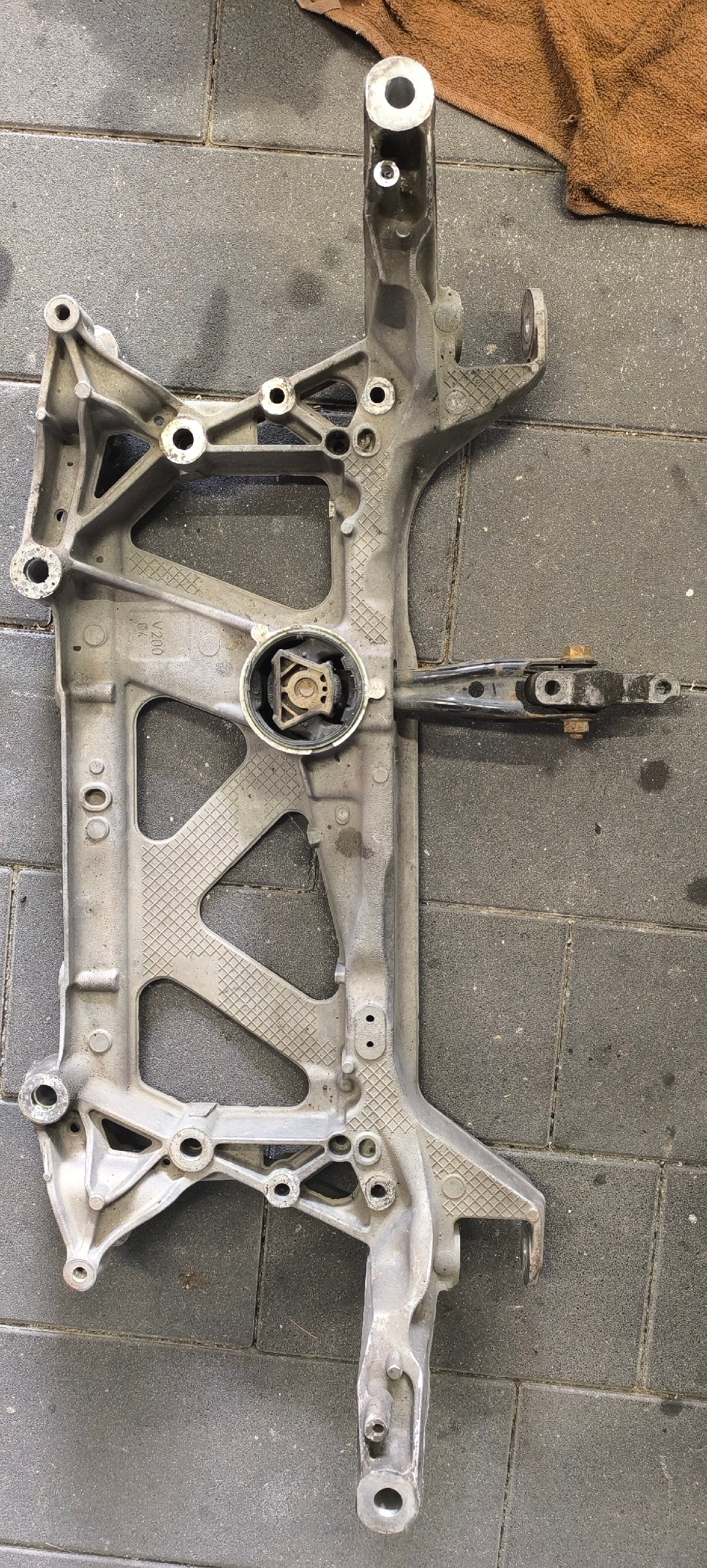 РАМА ПІДРАМНИК VW ПАСАТ B8 3Q0199369D 