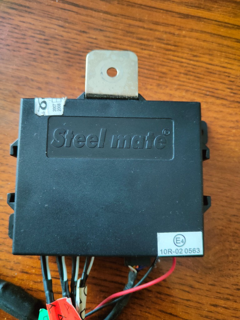 МОДУЛЬ БЛОК КЕРУВАННЯ ДАТЧИКІВ ПАРКУВАННЯ STEELMATE 10R-02 0563 