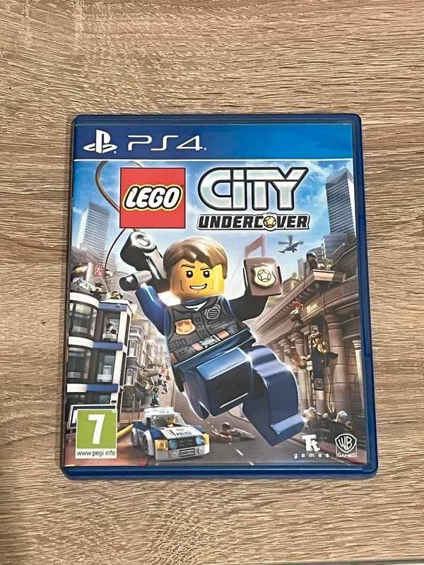 Jogo Lego Marvel Super Heroes 2 + Jogo Lego City Undercover PS4 - Incolor