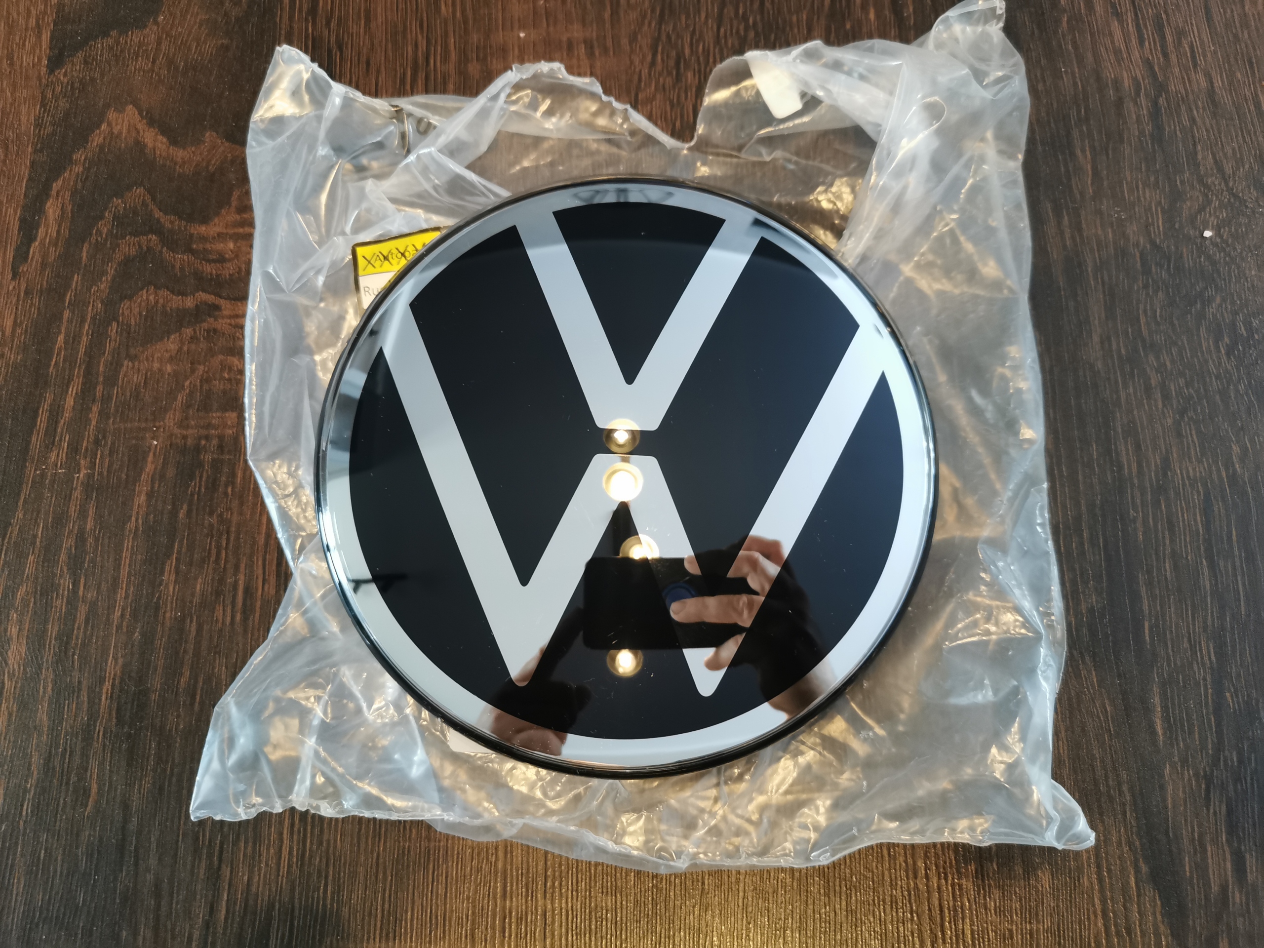НОВИЙ ЕМБЛЕМА VOLKSWAGEN GOLF VIII 5H0853601P 