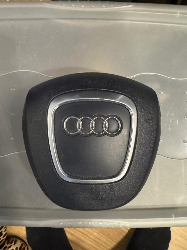 ПОДУШКА БЕЗПЕКИ AUDI A4 B7 8E0880201DE ГРАНАТОВА 