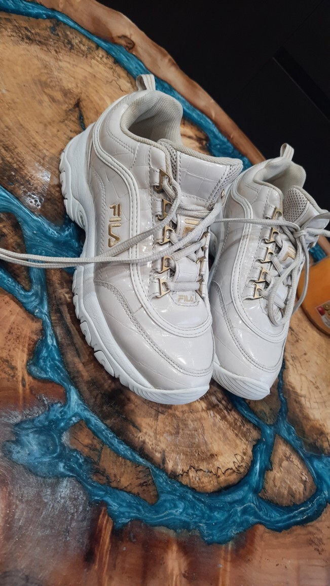 Fila strada top g review