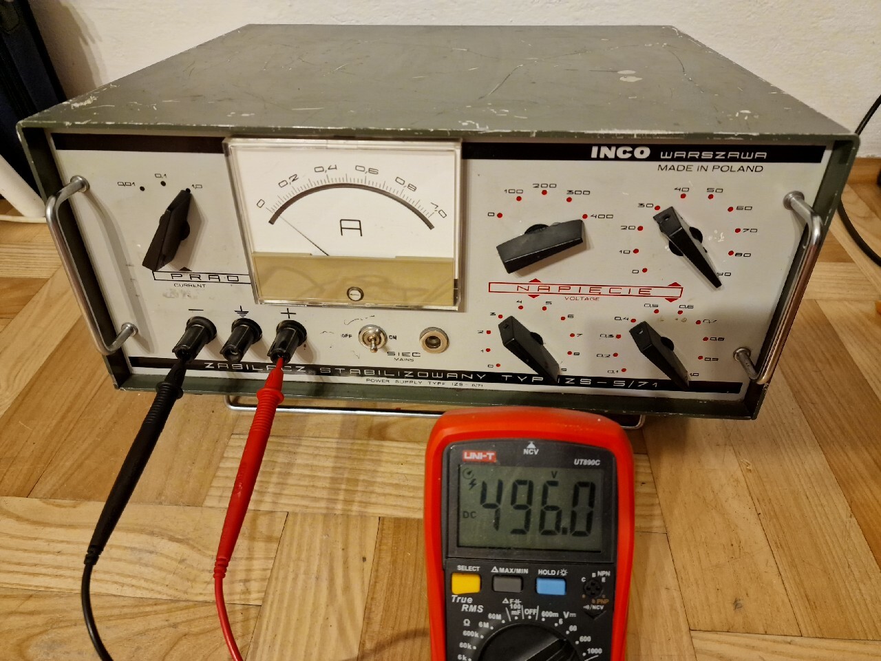 Предохранитель 500v 1a