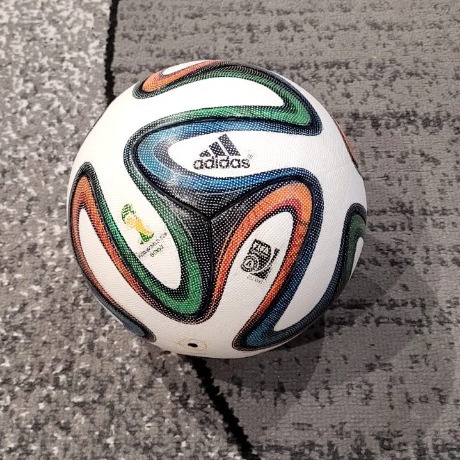 Piłka Adidas OMB Brazuca 2014 Official Match Ball, Boruja Kościelna