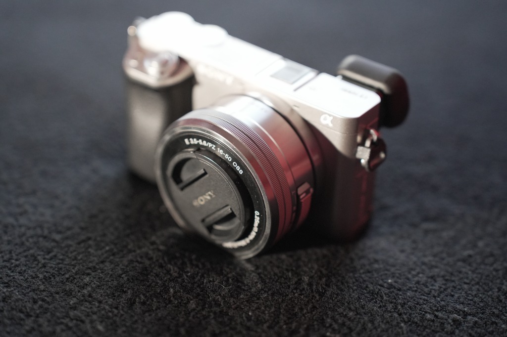 Aparat Sony a6000 + obiektyw 3.55.6 PZ 1650 OSS Warszawa