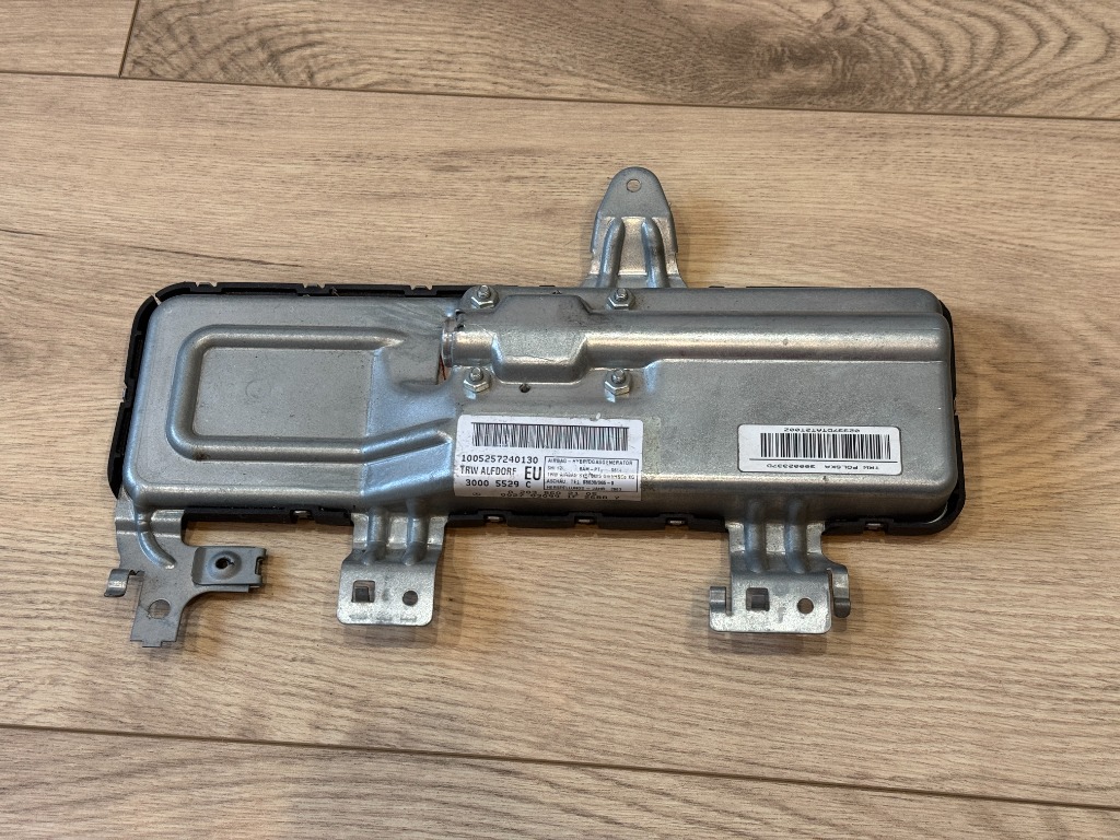 A2038602105 MERCEDES ПОДУШКА ЛІВИЙ ПЕРІД W203 