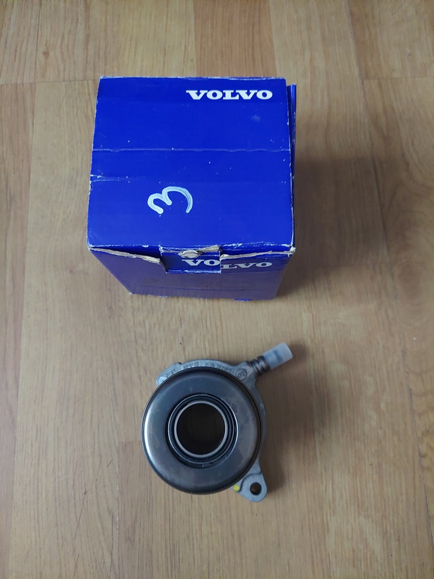 ВИЖИМНИЙ ПІДШИПНИК 8636105 OE VOLVOXC90 S60 V70 S80 