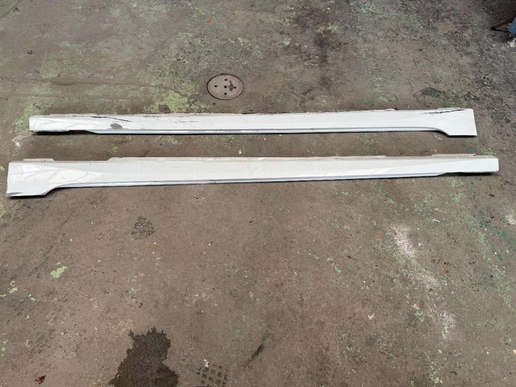 НАКЛАДКИ ПОРОГУ AUDI A6 C8 4K9853855 