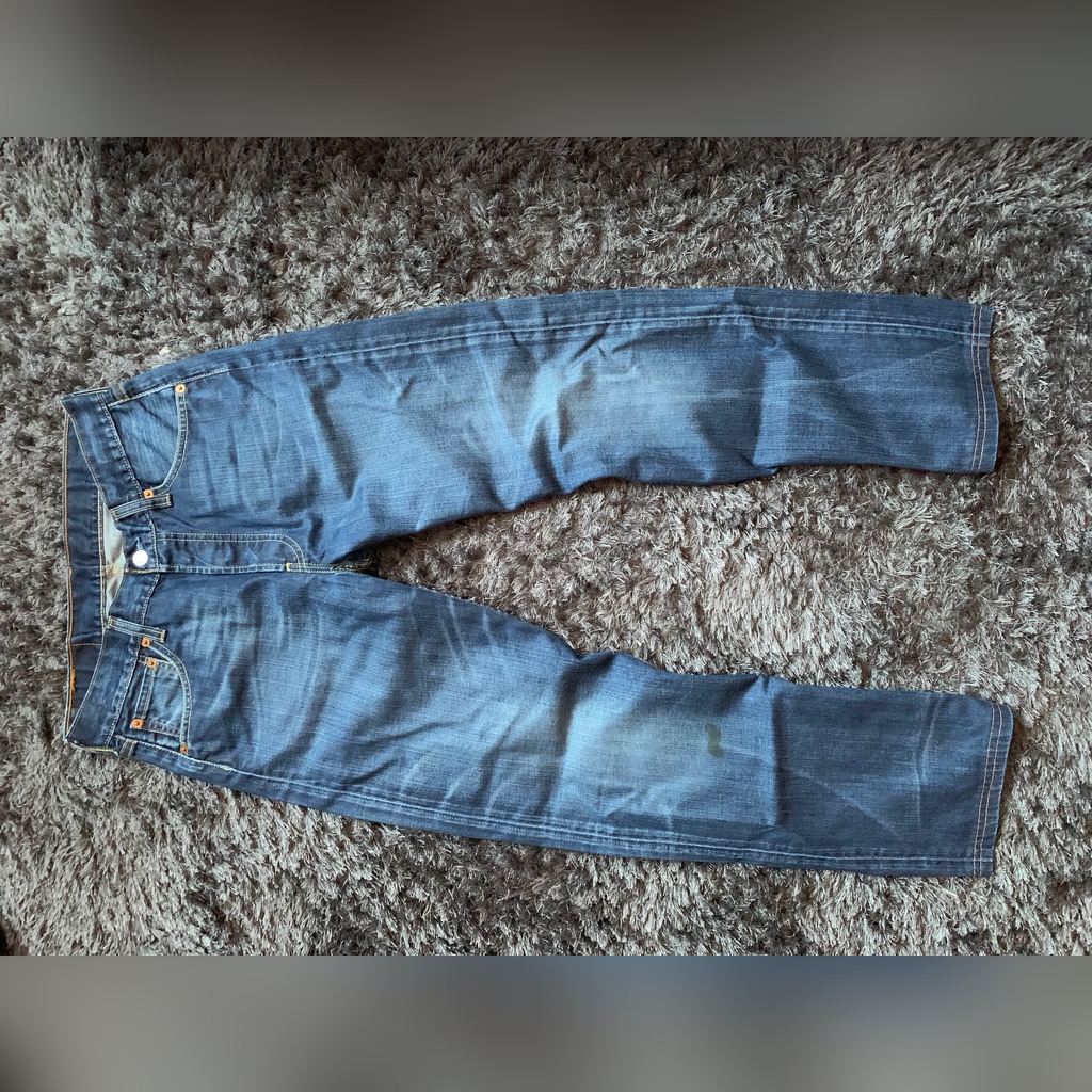 levis 501 cena