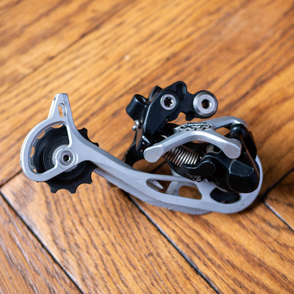 Shimano xt m772 hotsell shadow 9 speed