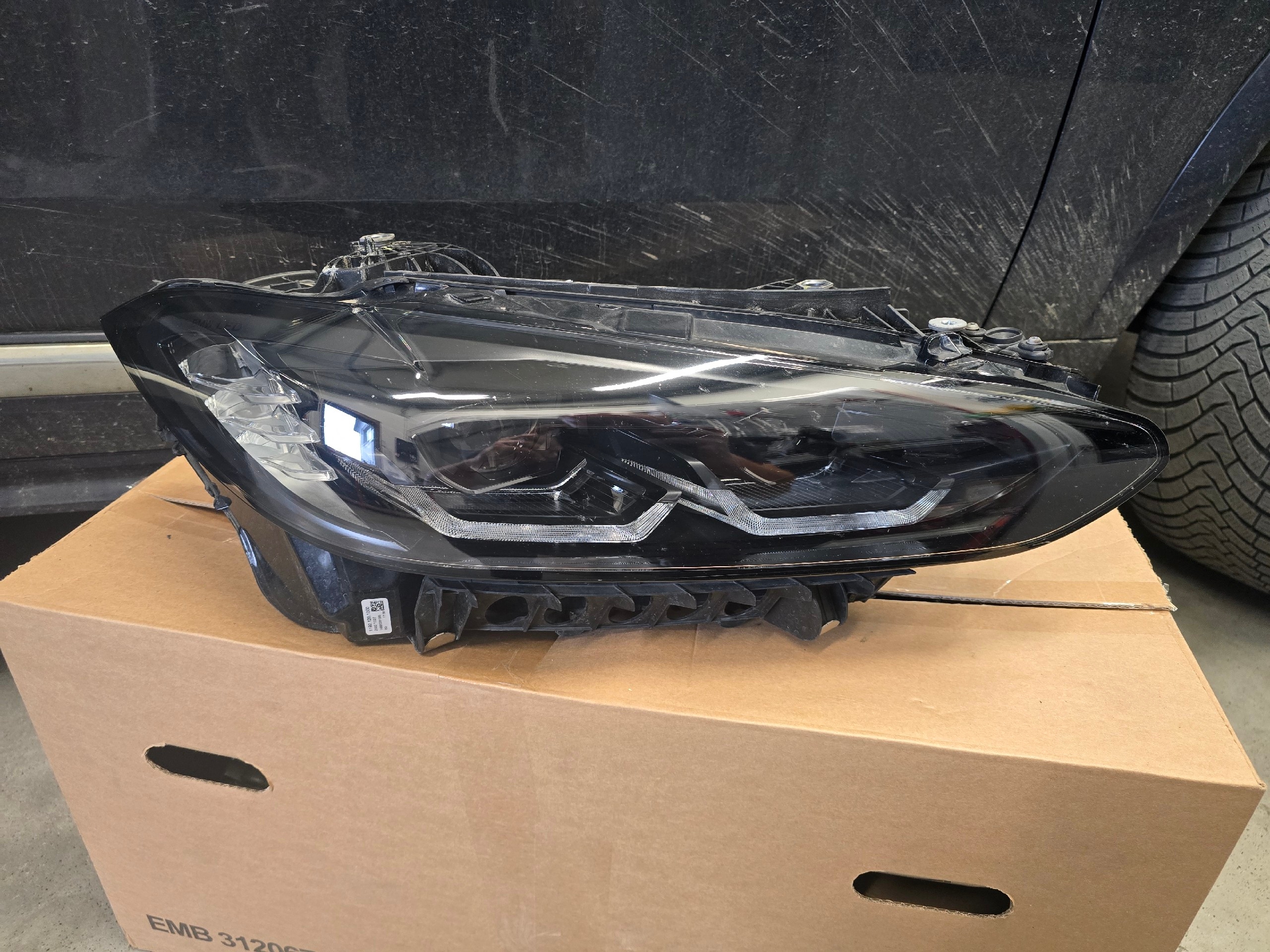 BMW 4 G22 ФАРА ПЕРЕДНЯ ПРАВА 9505110-04 