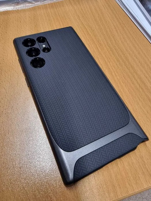 Etui plecki Spigen Neo Hybrid do Samsung S22 Ultra Tychy Kup teraz