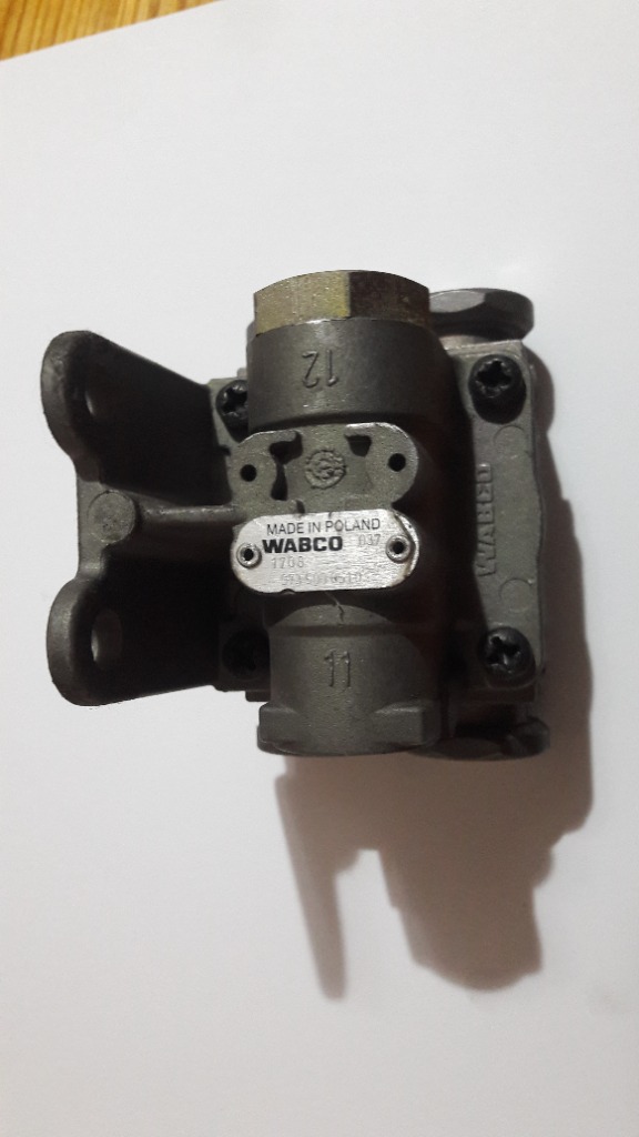 WABCO 9735000510 КЛАПАН SZYBKO SPUSTOWY. 