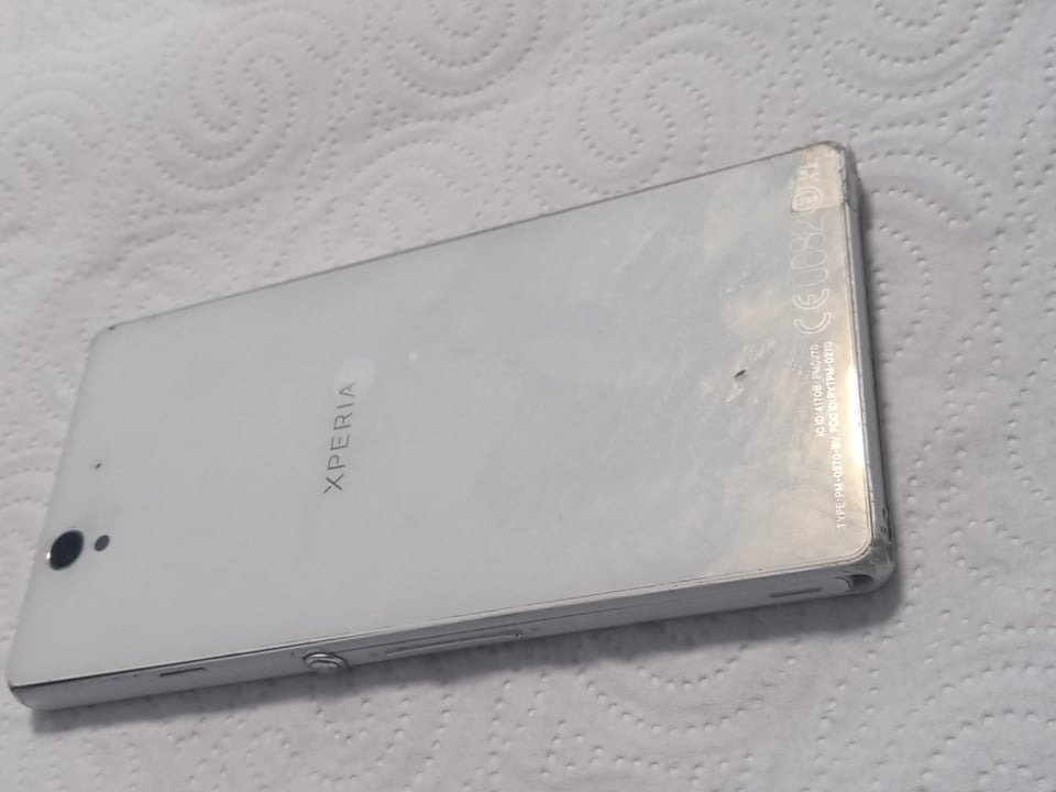 Smartfon Sony Xperia Z PM-0270 biały | Gdańsk | Licytacja na Allegro ...
