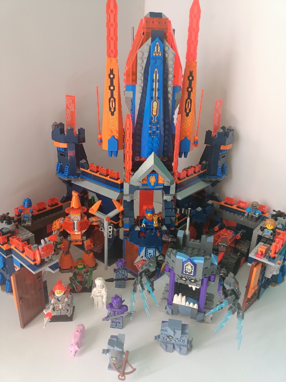 LEGO Nexo Knights 70357 Toru Kup teraz na Allegro Lokalnie