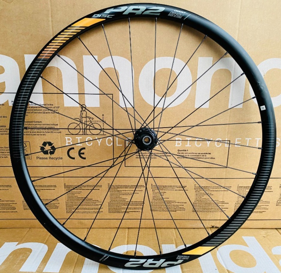 ジャイアント PR2 チューブレスホイールタイヤセット 新品)GIANT P-R2