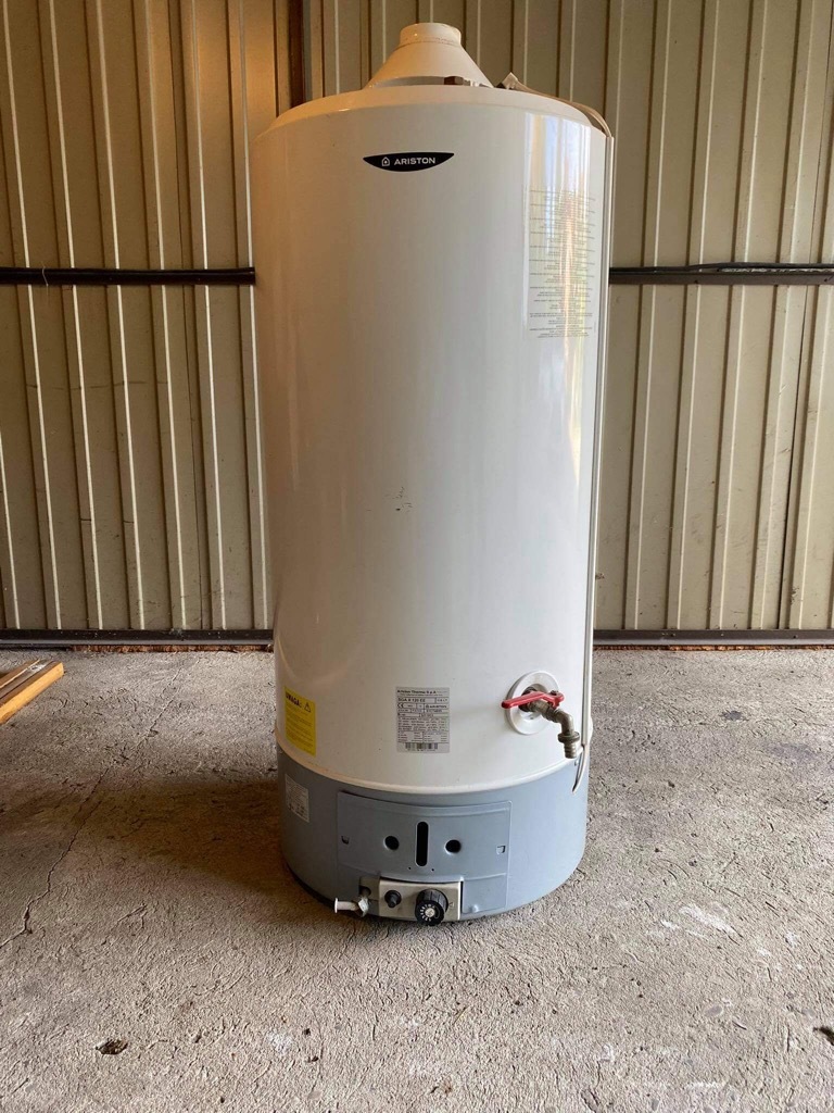 Bojler gazowy Ariston Thermo S.p.A | Bierun | Ogloszenie na Allegro ...