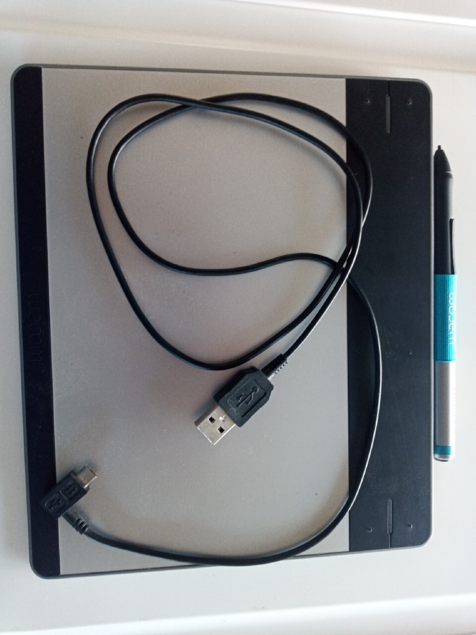 Tablet graficzny intuos pen (ctl480) Bolesławiec Licytacja