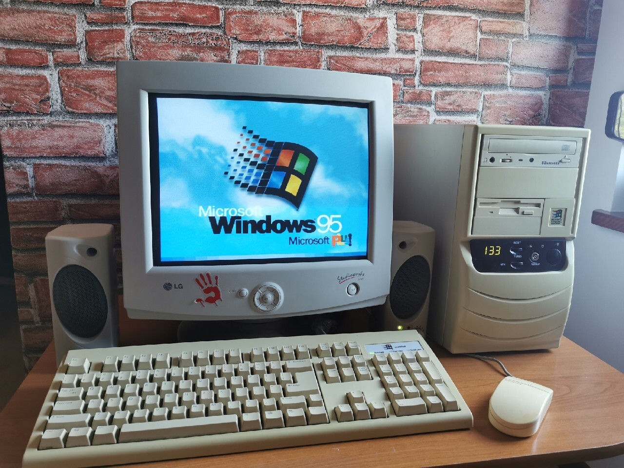 Intel Pentium 133 MHz|32 MB RAM|WIN95OSR2|Retro PC | Przyborów ...