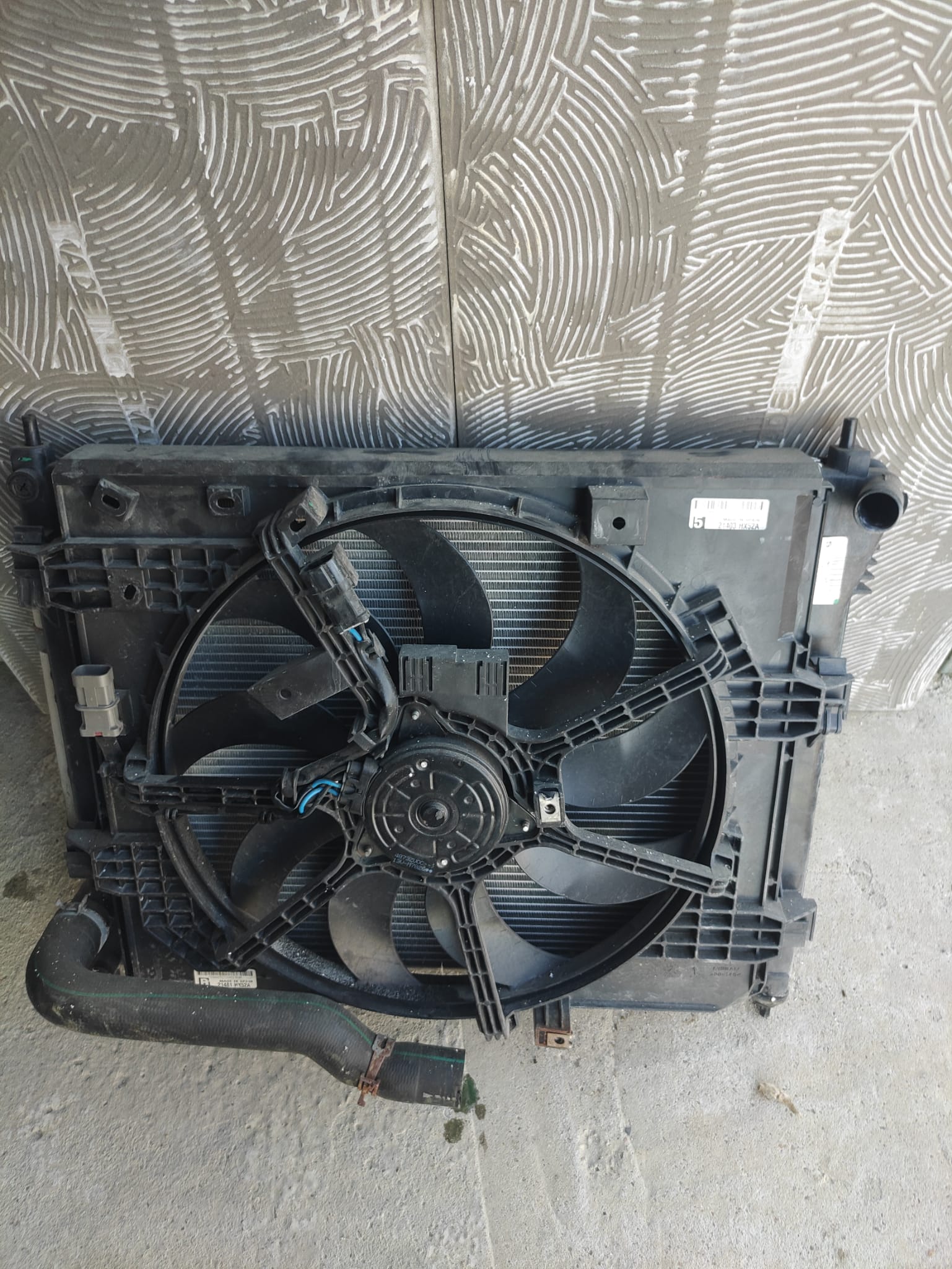 РАДІАТОР ВЕНТИЛЯТОР КОМПЛЕКТ NISSAN JUKE PULSAR 21410 HX51A 21403 HX52A 