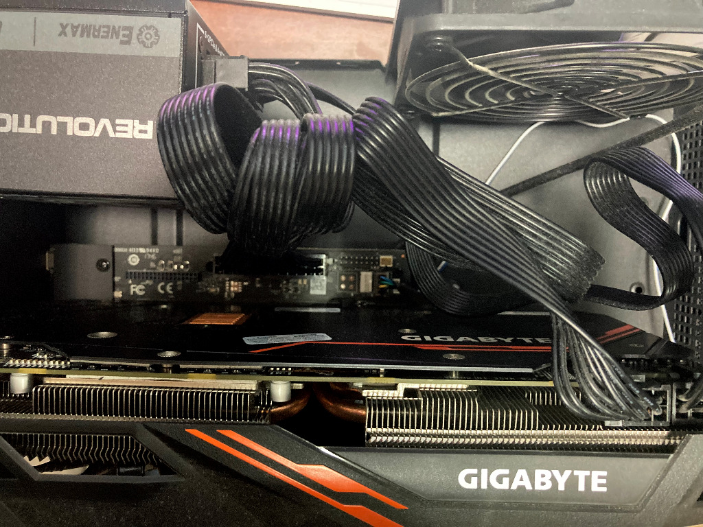 MSI Radeon RX Vega 64 ＋ SONNET eGFX 650 MSI Radeon RX Vega 64 8GB HBM2 - Karty graficzne AMD - Sklep