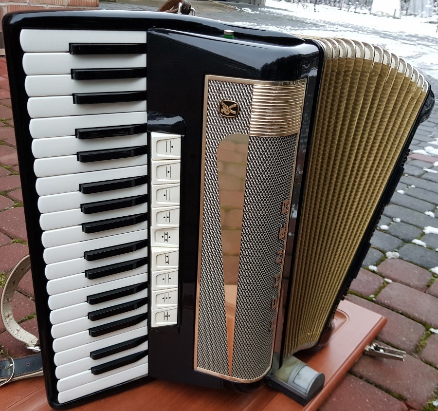 Akordeon Hohner LUCIA IVP 96 B 4ch Jak Nówka Kielce Ogłoszenie na