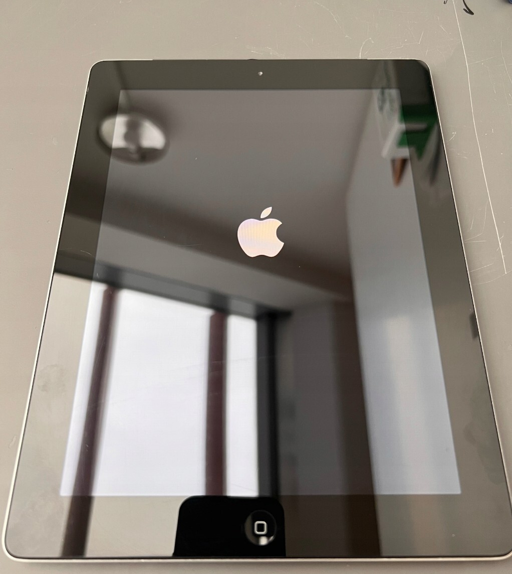 Tablet Apple iPad 2 A1396 9,7" / 32 GB blokada Iława Kup teraz na