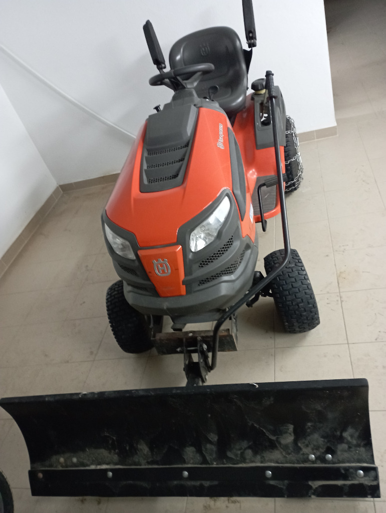 Kosiarka Traktorek Husqvarna YTH 24K48 Krosno Kup teraz na Allegro
