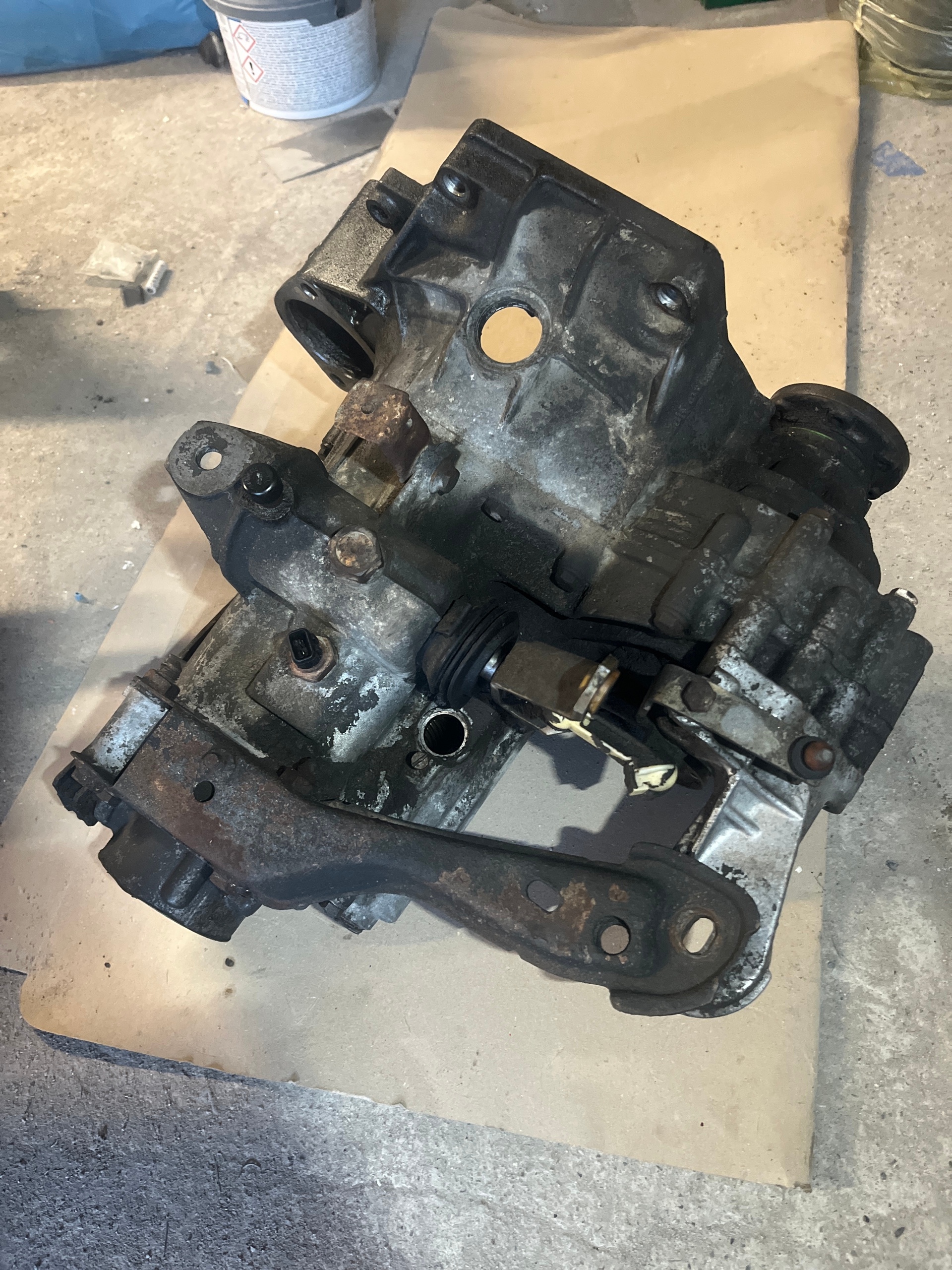 КОРОБКА ПЕРЕДАЧ NA ЗАПЧАСТИНИ 4S 19099 VW GOLF 