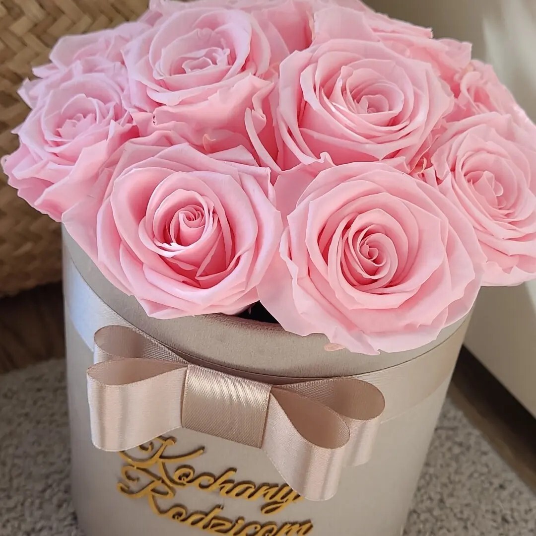 Flower box z 13 oryginalnych wiecznych róż Bydgoszcz Kup teraz na