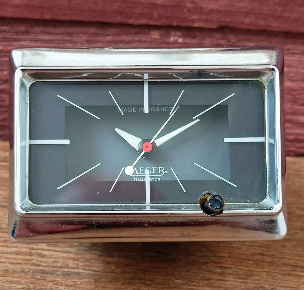 Vintage British Jaeger Transistor Auto Car Clock Timepiece, 47 OFF