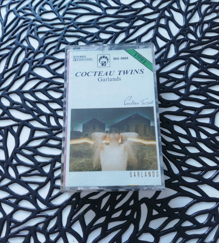 Cocteau Twins Garlands Kaseta Prabuty Kup teraz na Allegro Lokalnie