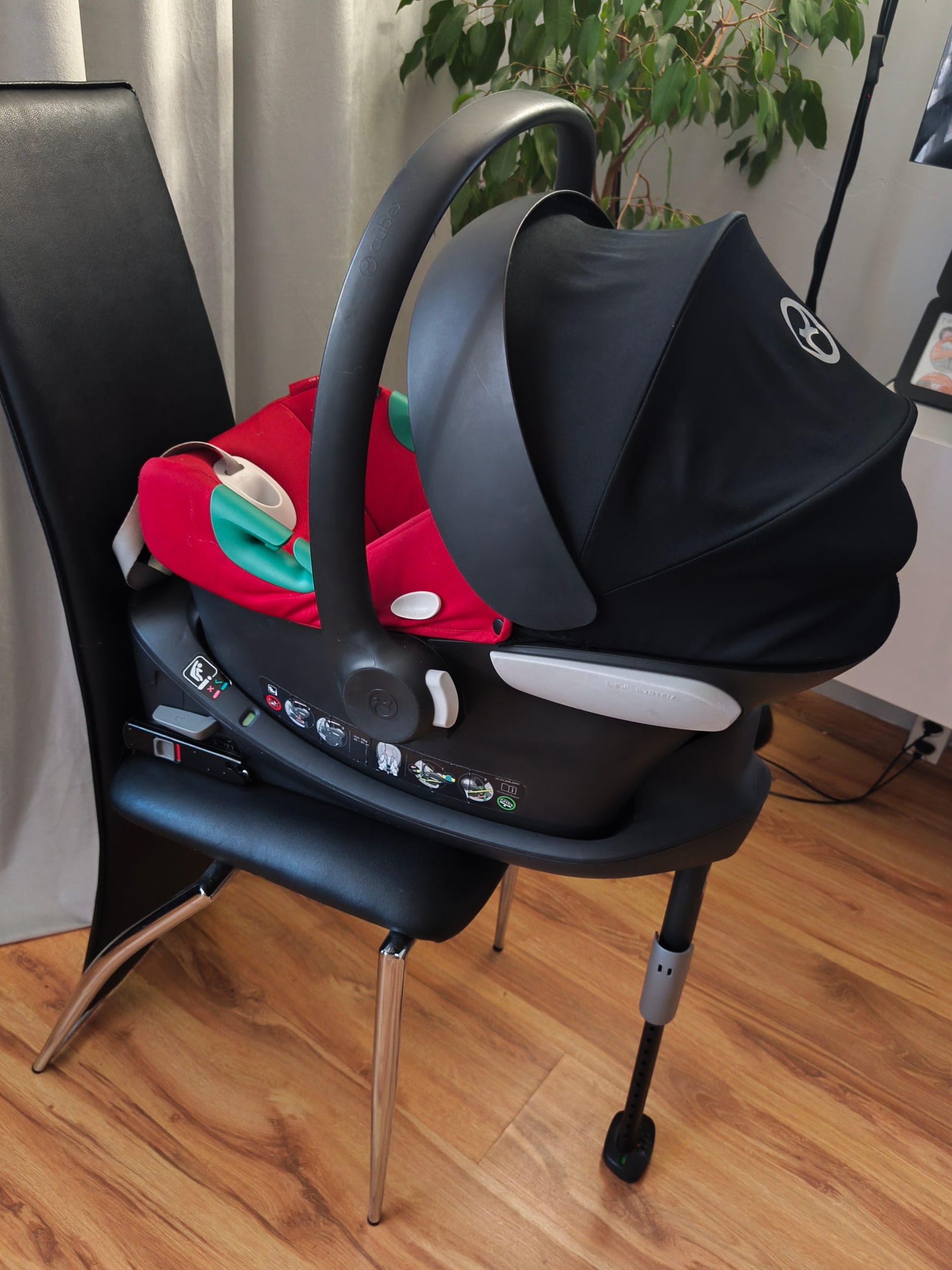 CYBEX ATON B2 I-SIZE + БАЗА CYBEX BASE ONE – ДУЖЕ ДОБРИЙ СТАН 