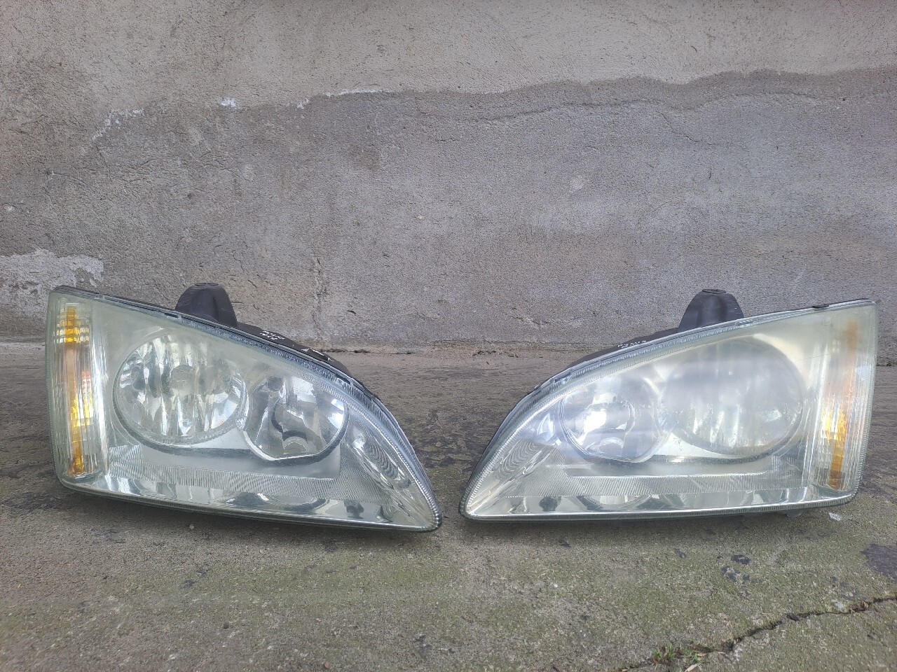 Lampy Ford Focus MK2 | Dolsk | Ogłoszenie na Allegro Lokalnie