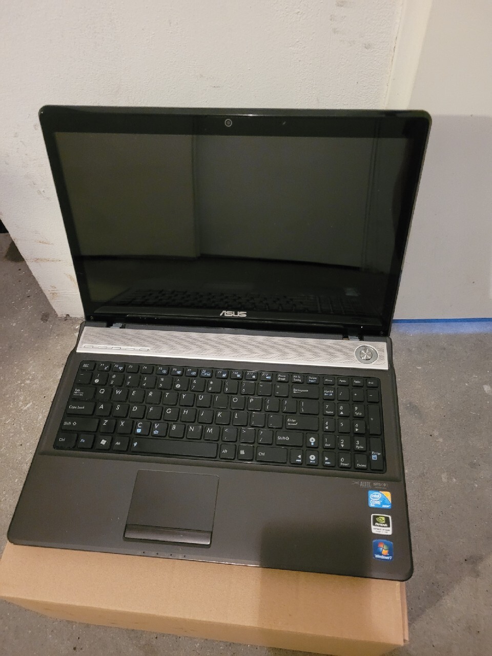Laptop ASUS N61V | Szczecinek | Licytacja na Allegro Lokalnie