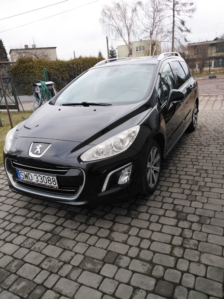 Peugeot 308 SW 1,6 EHDI 2011r. Cena 16500,00 zł