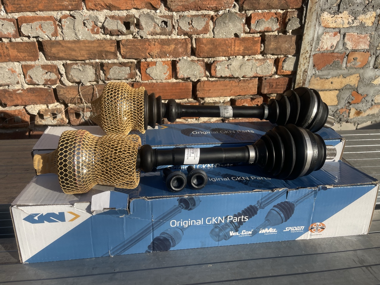 КОМПЛЕКТ ПІВІСІ DO VW T4 1.9D LOBRO 302378 TRANSPORTER 701407271K 