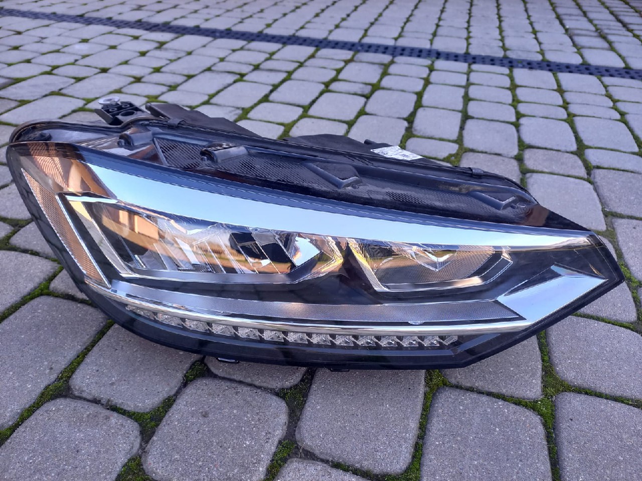 ФАРА VW TOURAN II 5TB941036E 