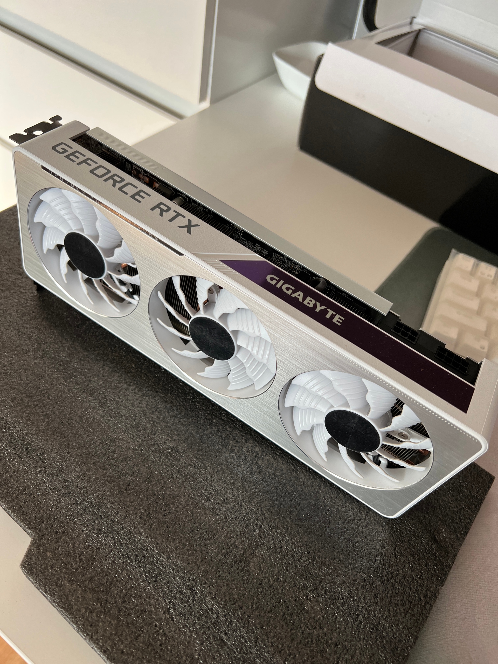 ギガバイト GeForce RTX 3070 VISION OC 8G ジャンク GV-N3070GAMING OC-8GD | GIGABYTE NVIDIA GEFORCE RTX 3070
