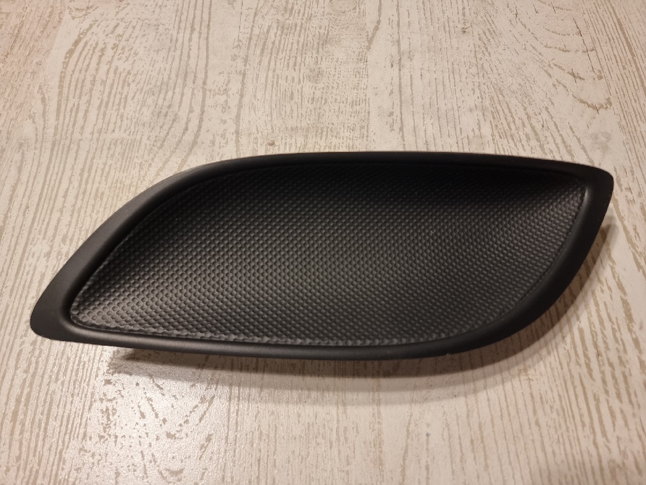 ЗАГЛУШКА БАМПЕРА ЛІВА TOYOTA YARIS II 09-11ROK 81482-0D100 