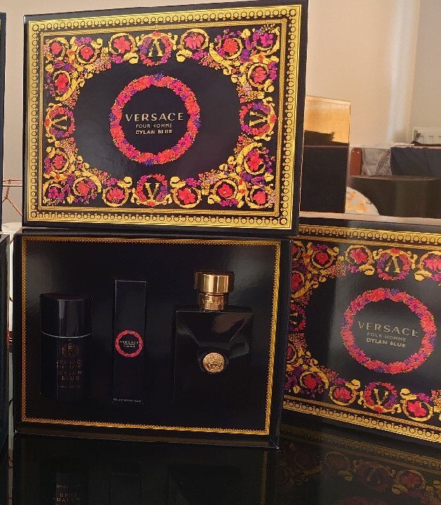 Set Nước Hoa Nam Versace Dylan Blue EDT (100ml + LKM 75ml + Mini 10ml)