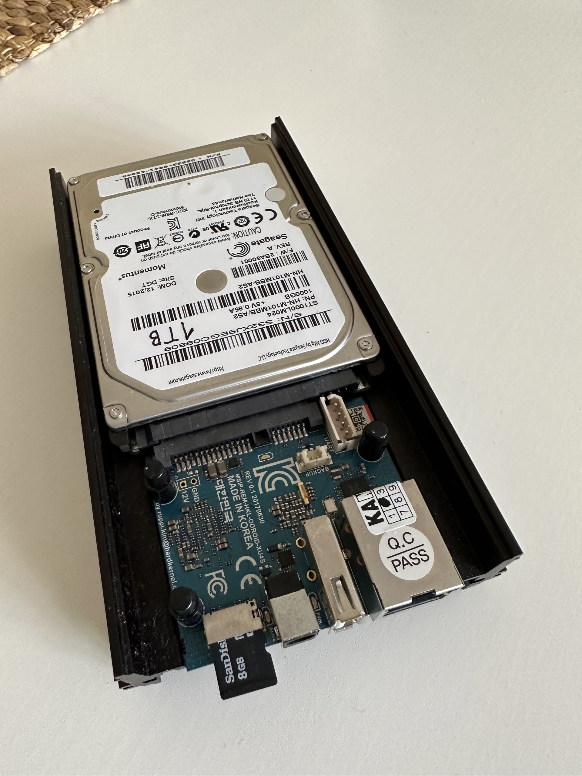 Odroid HC1, zasilacz, 1TB, karta SD SATA,NAS Mysłowice Licytacja