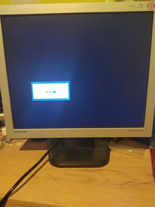 Samsung SyncMaster 710v monitor 17" + kable | Kędzierzyn-Koźle | Kup ...