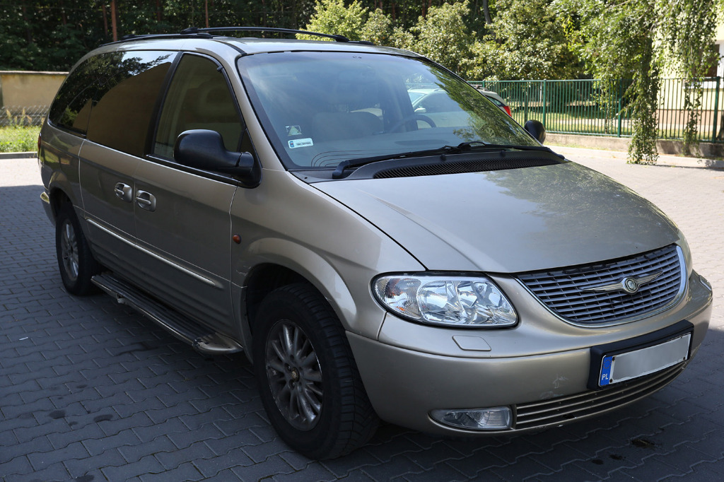 Chrysler Grand Voyager Cena 11800,00 zł Białobrzegi