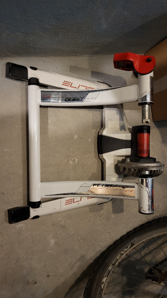 trenażer elite qubo fluid