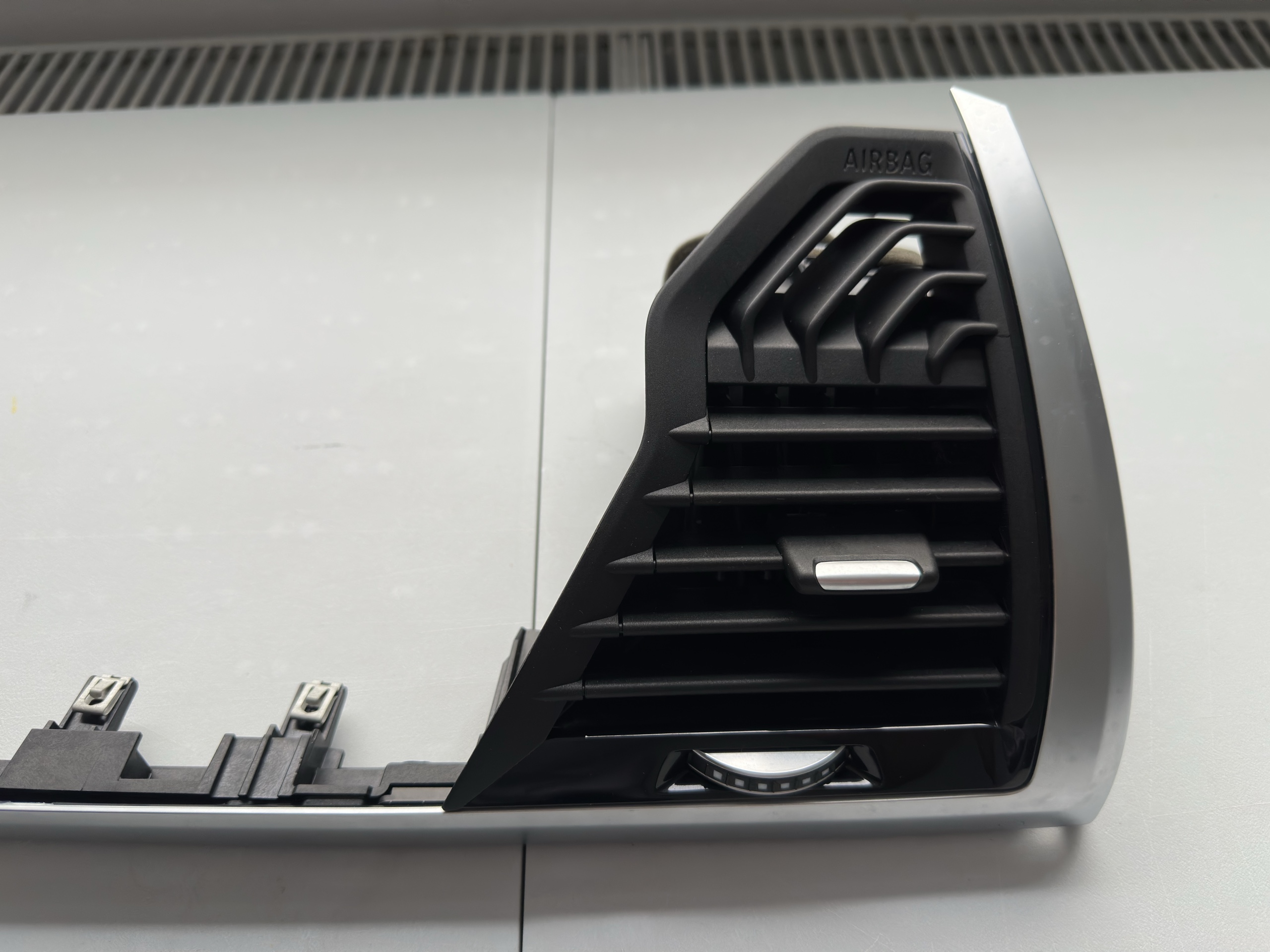 РЕШІТКИ ПОВІТРОВОДУ / НАКЛАДКА ПАСАЖИРА BMW X3 G01 
