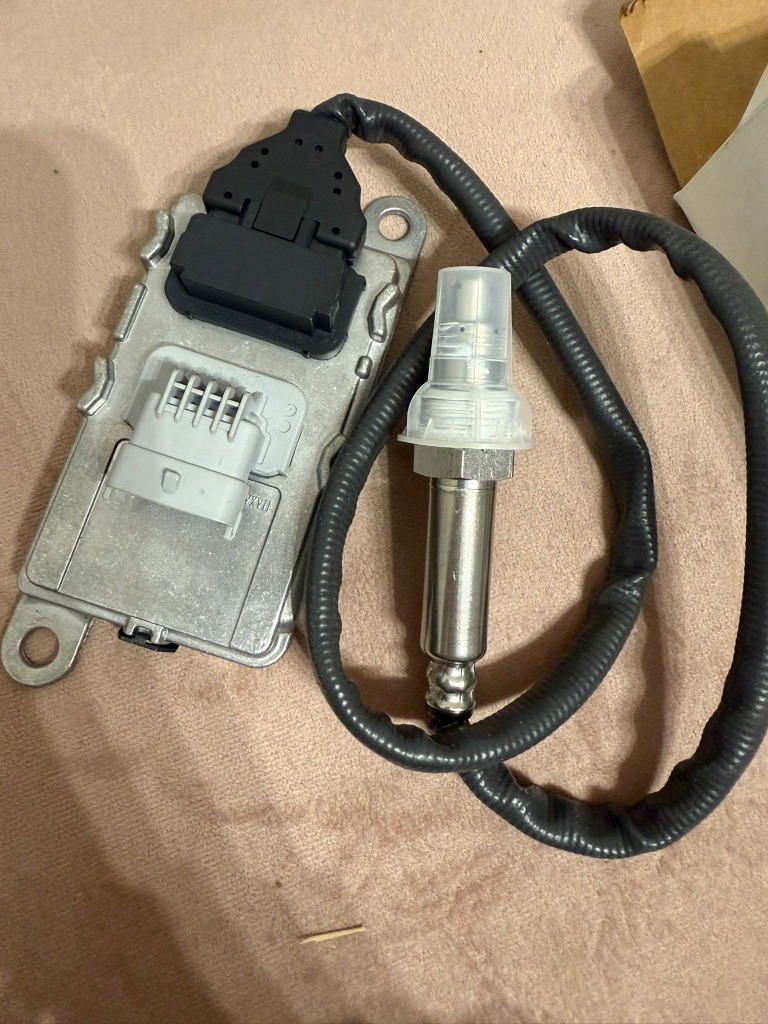 22827991 , VO2282799 ДАТЧИК NOX 