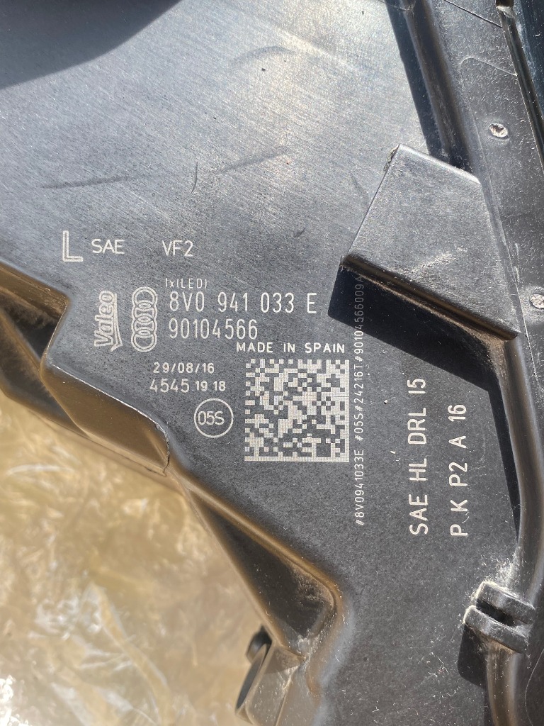 8V0 941 033E ЛІВИЙ ФАРА AUDI S3 8V РЕСТАЙЛ 
